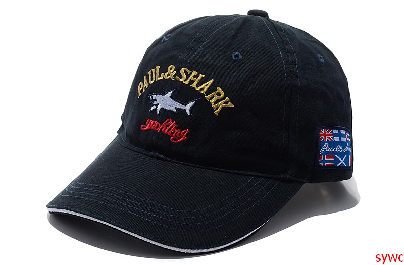 bonnet paul and shark blanc